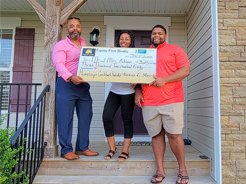 Virginia Homebuyers Receives a Homebuyer Grant Check for $3,250